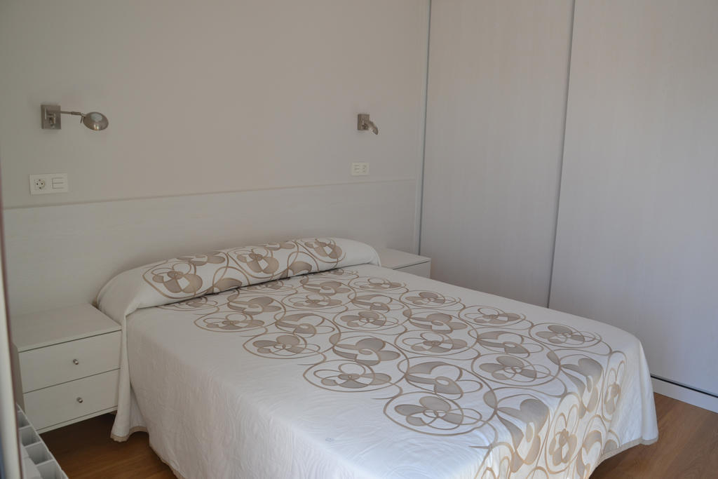 Costa Quebrada Apartamentos Soto de la Marina Ruang foto
