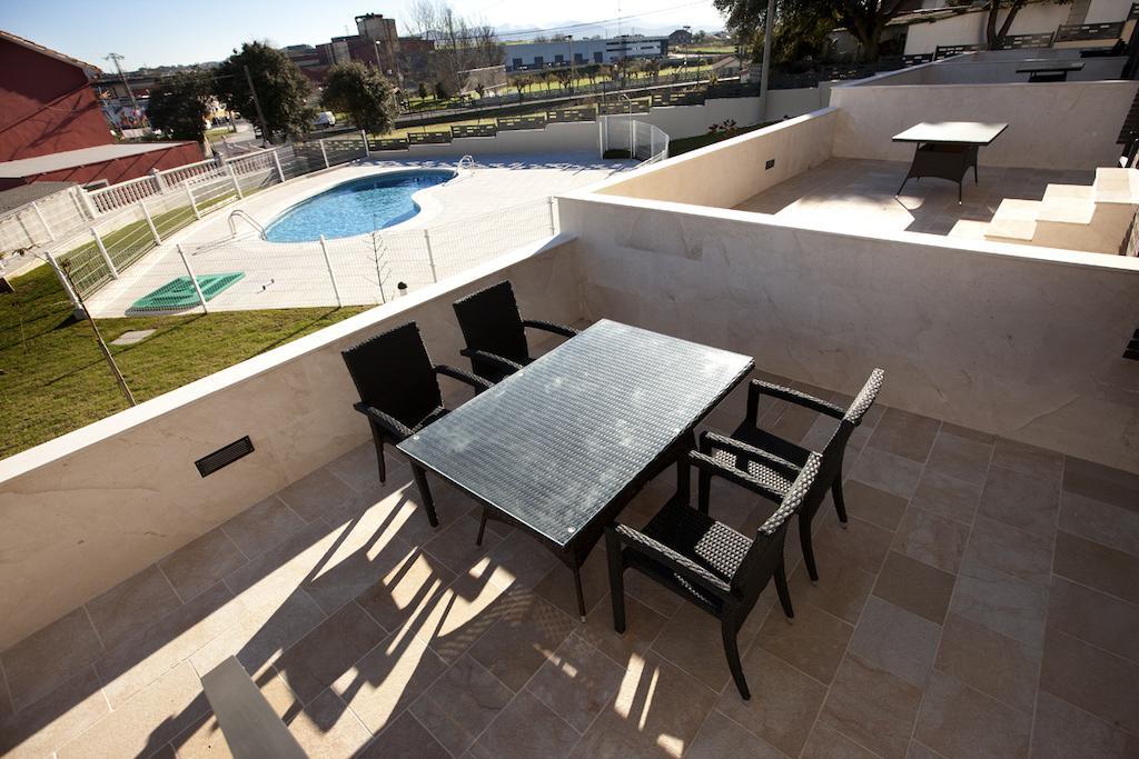 Costa Quebrada Apartamentos Soto de la Marina Bagian luar foto